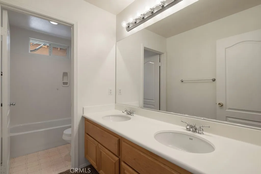 27635 Sienna Ridge, Canyon Country, California 91351 home-pic-19