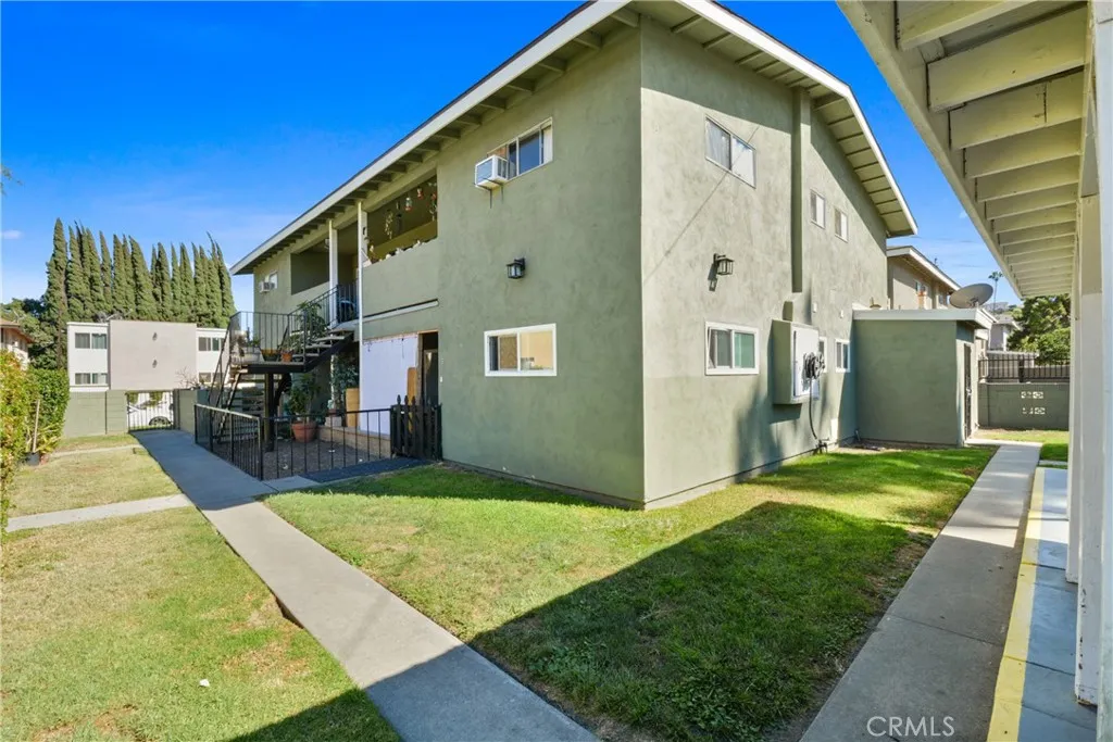 1301 Burwood, La Habra, California 90631 home-pic-4