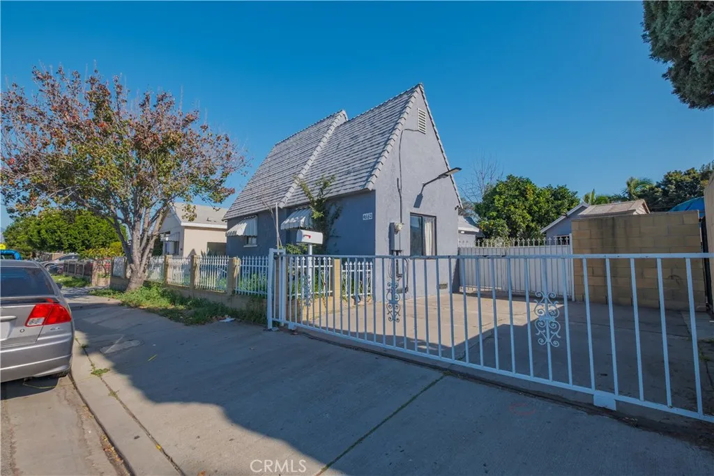 4660 Paramount Blvd, Pico Rivera, California 90660 home-pic-26