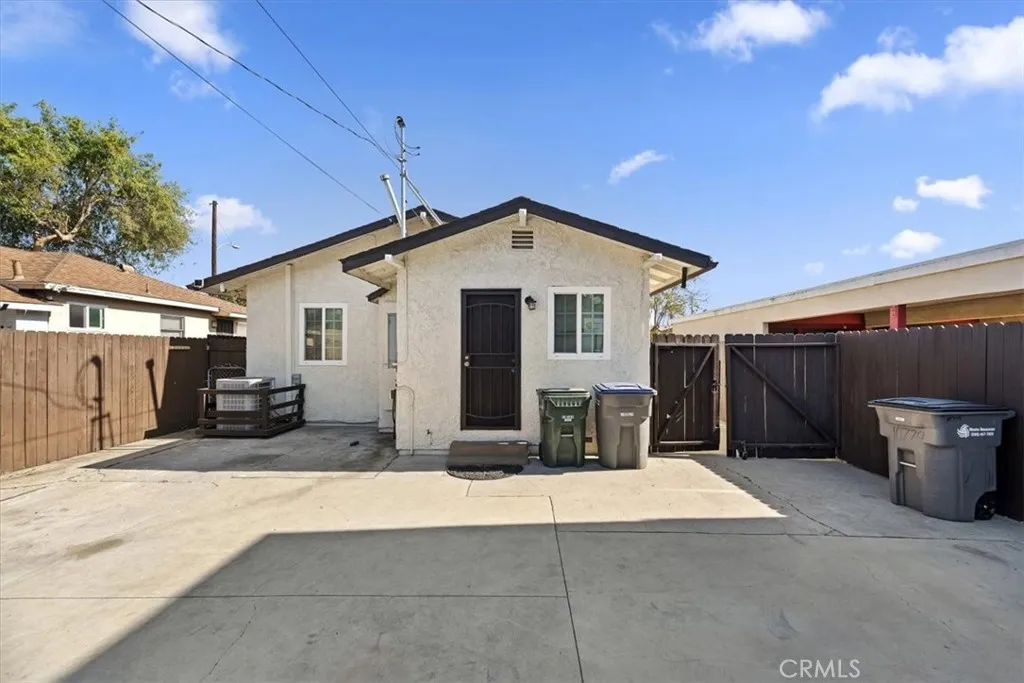 10779 Barlow, Lynwood, California 90262 home-pic-28