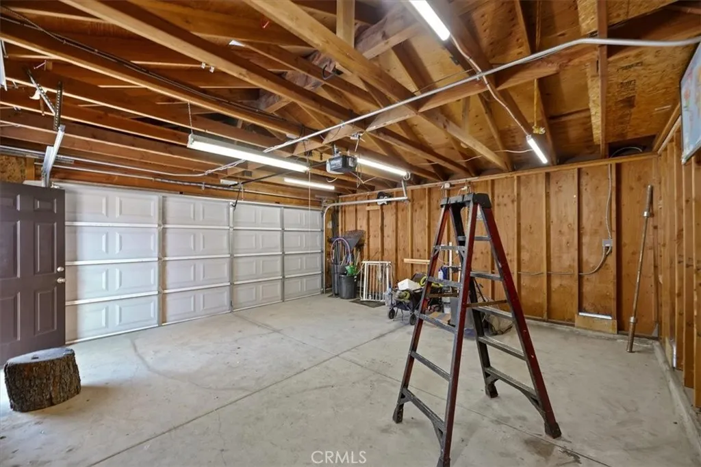 10779 Barlow, Lynwood, California 90262 home-pic-31