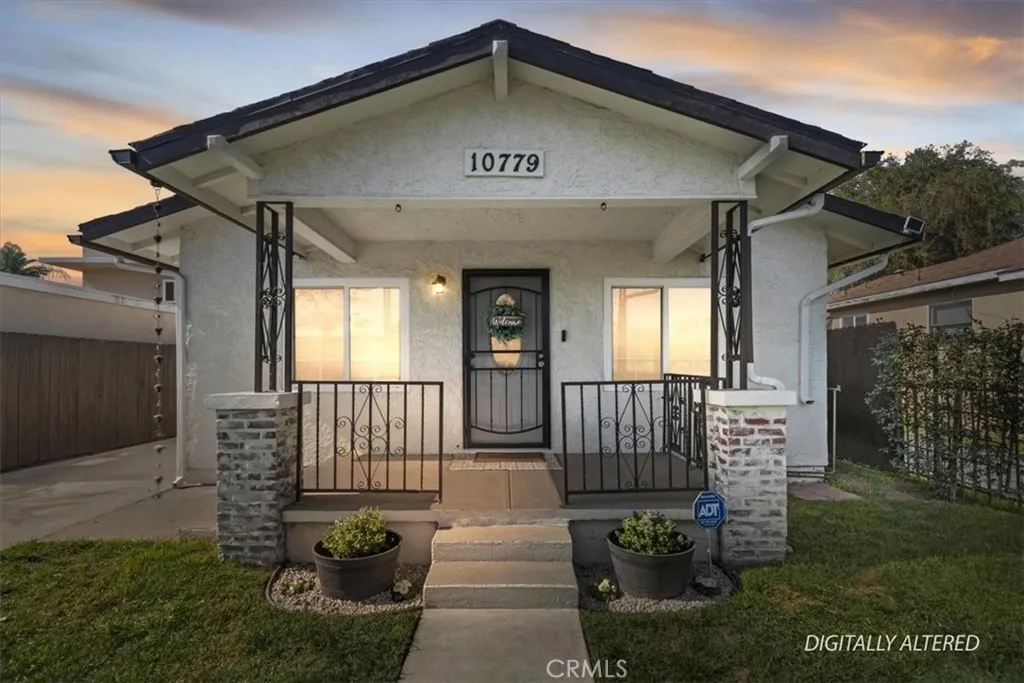 10779 Barlow, Lynwood, California 90262 home-pic-1