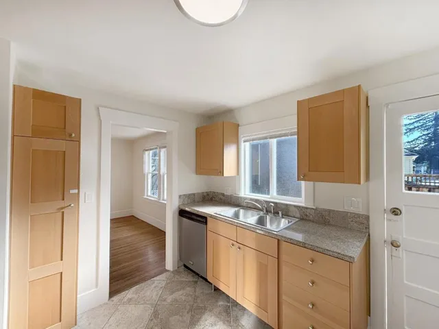 262 Hawthorne Avenue, Palo Alto, California 94301