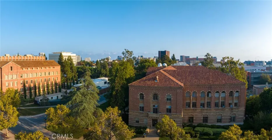 Biking distance to USC campus