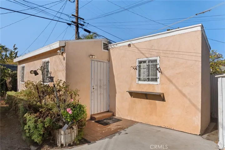 Permitted workshop is currently a non-confirming ADU