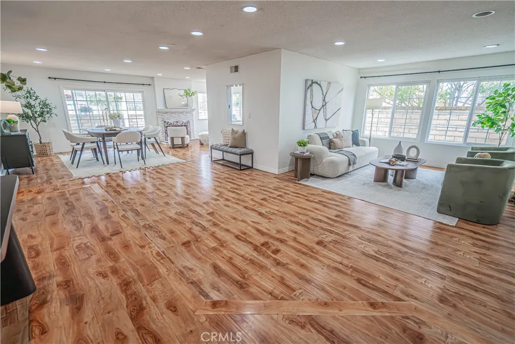 22612 Pamplico Dr, Saugus, California 91350 home-pic-5