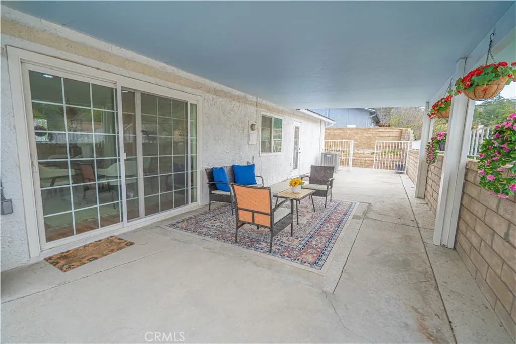 22612 Pamplico Dr, Saugus, California 91350 home-pic-39
