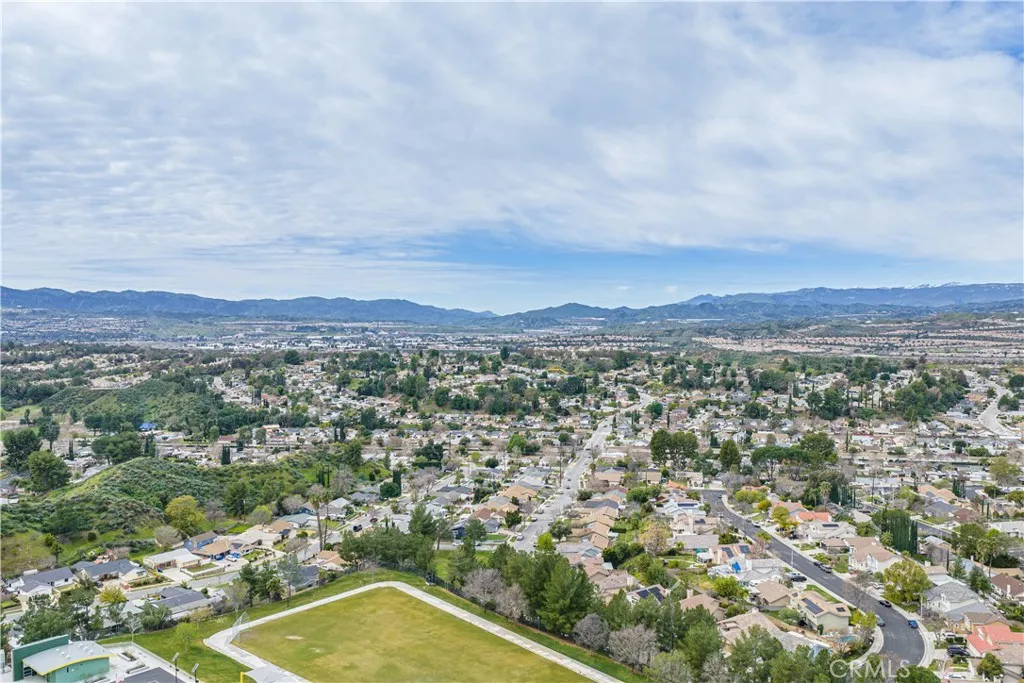 22612 Pamplico Dr, Saugus, California 91350 home-pic-51