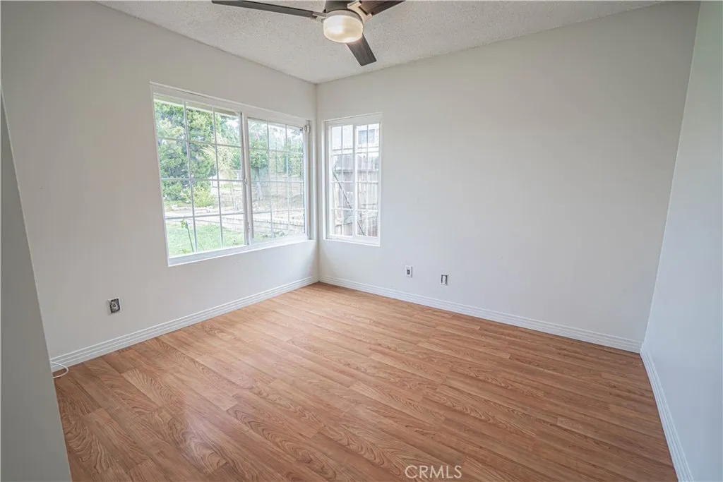 22612 Pamplico Dr, Saugus, California 91350 home-pic-33