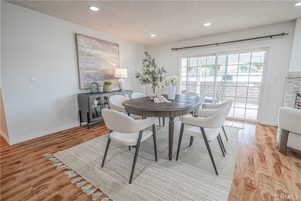 22612 Pamplico Dr, Saugus, California 91350 home-pic-14