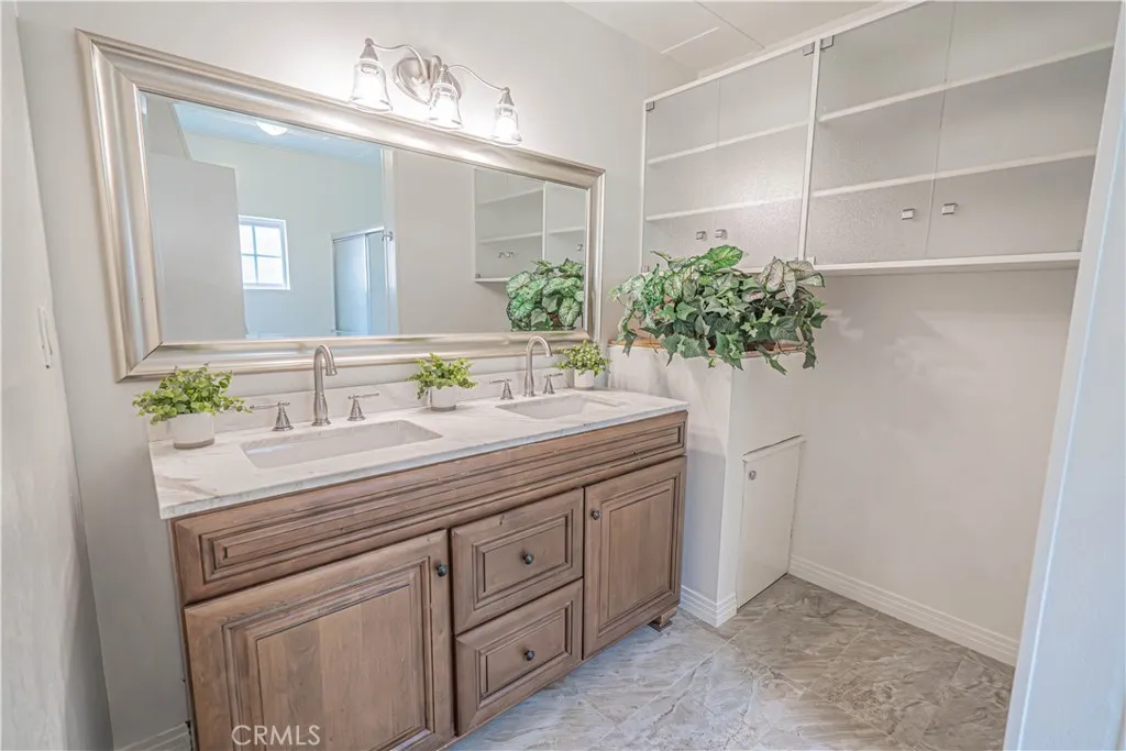 22612 Pamplico Dr, Saugus, California 91350 home-pic-25
