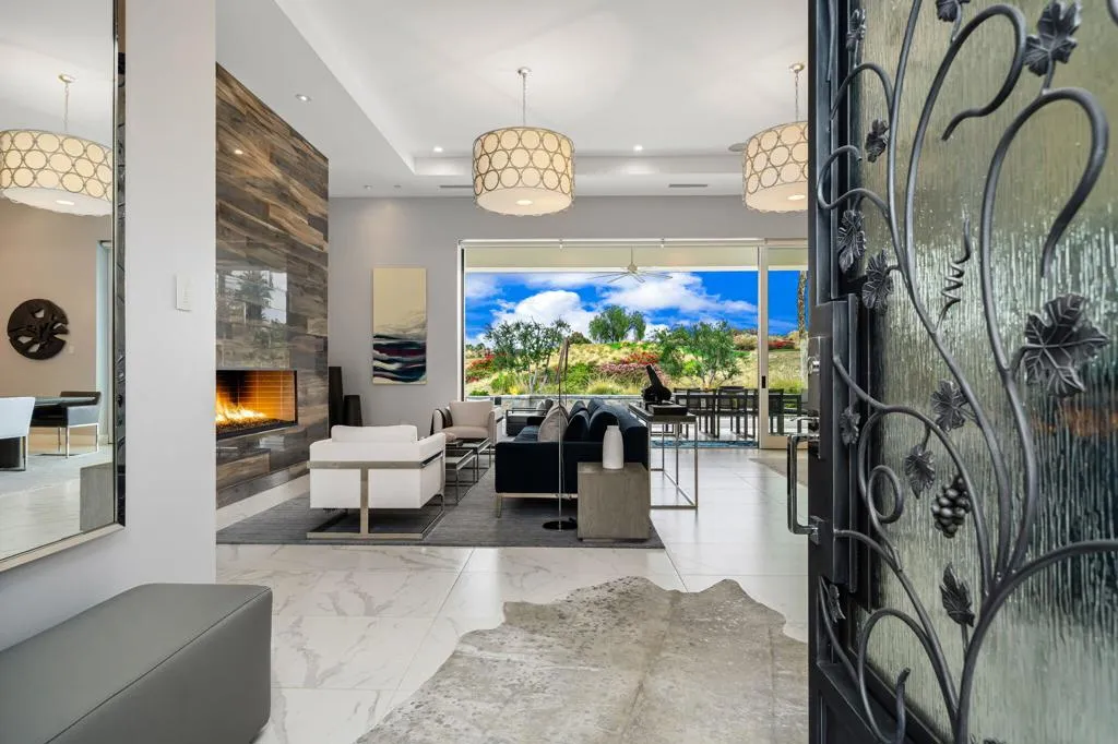 80840 Via Portofino, La Quinta, California 92253 home-pic-4