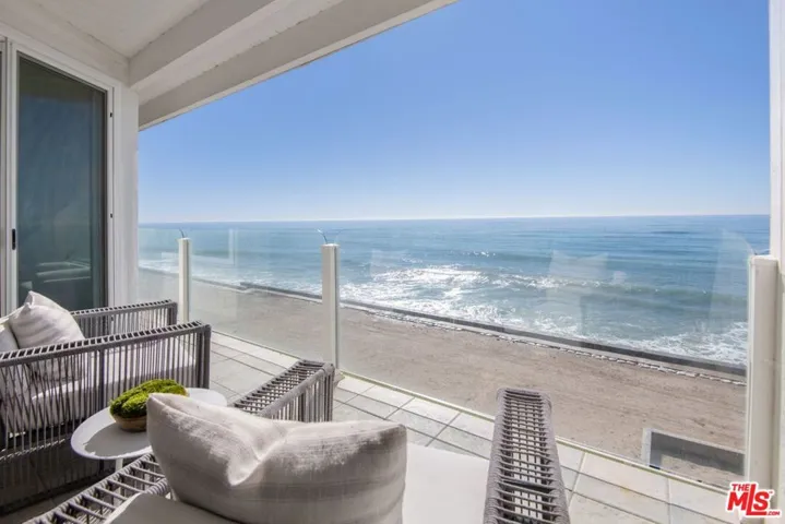 11840 Beach Club Way, Malibu, California 90265