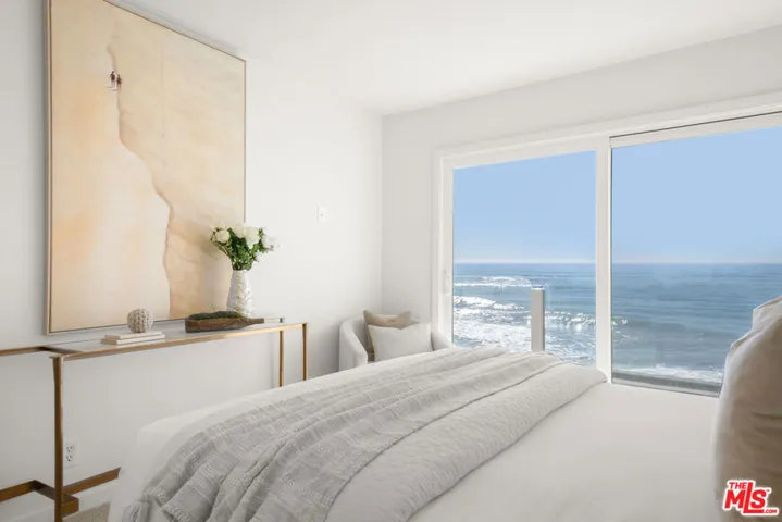11840 Beach Club Way, Malibu, California 90265