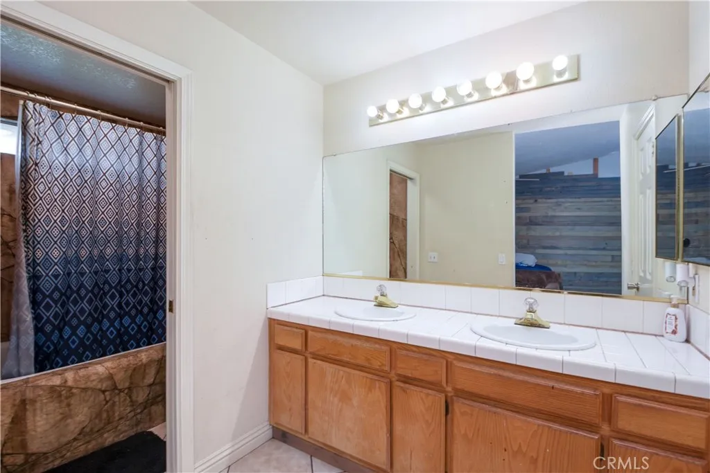 28970 Vacation, Canyon Lake, California 92587 home-pic-16