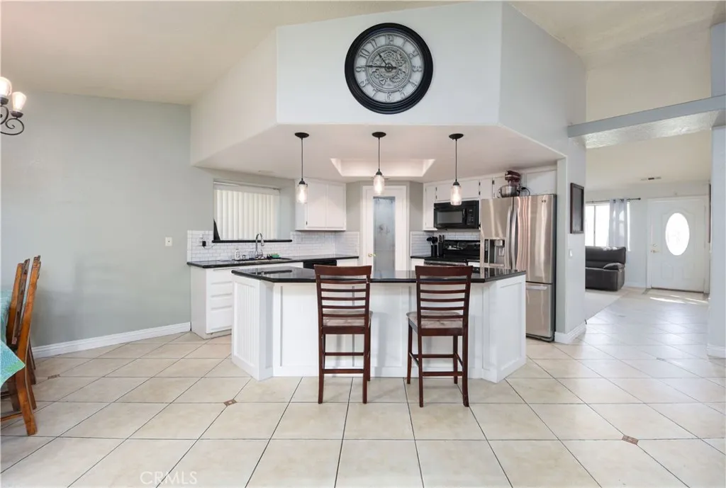 28970 Vacation, Canyon Lake, California 92587 home-pic-10