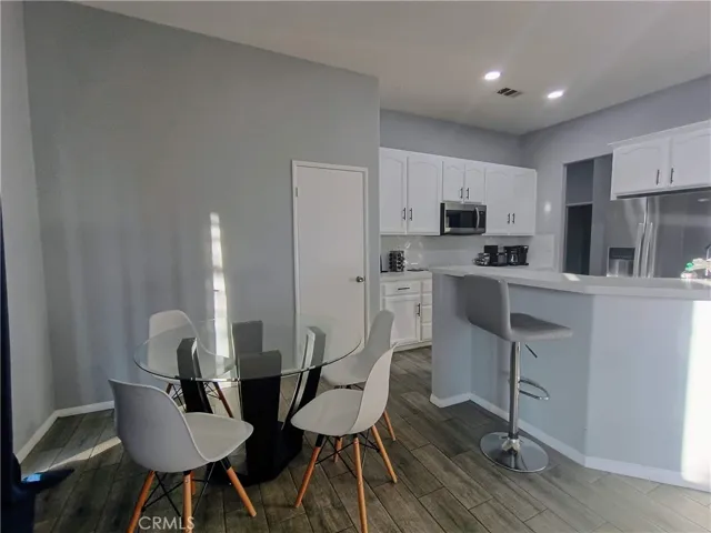 Dining area/ kitchen
