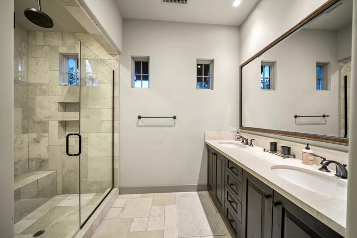 Guest House Bath