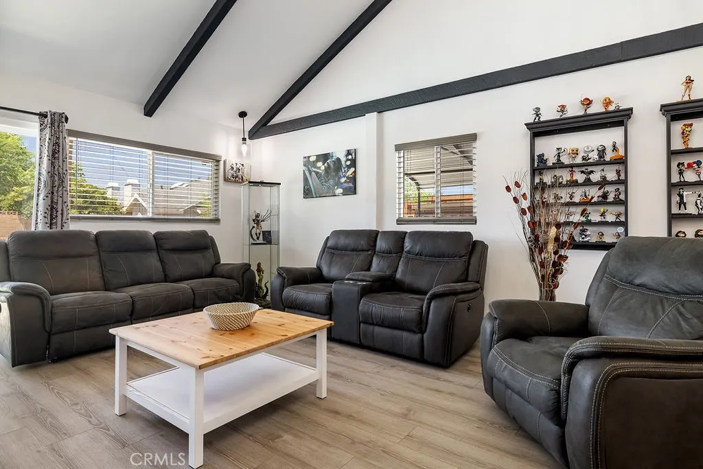 41841 55th Street W, Quartz Hill, California 93536 home-pic-23
