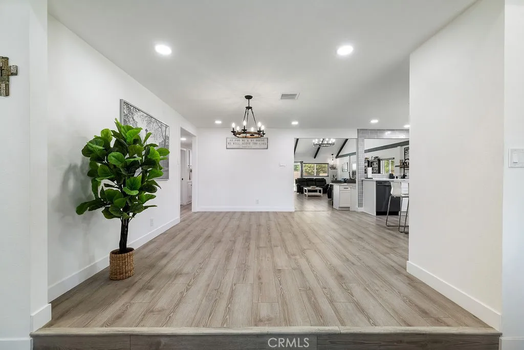 41841 55th Street W, Quartz Hill, California 93536 home-pic-15