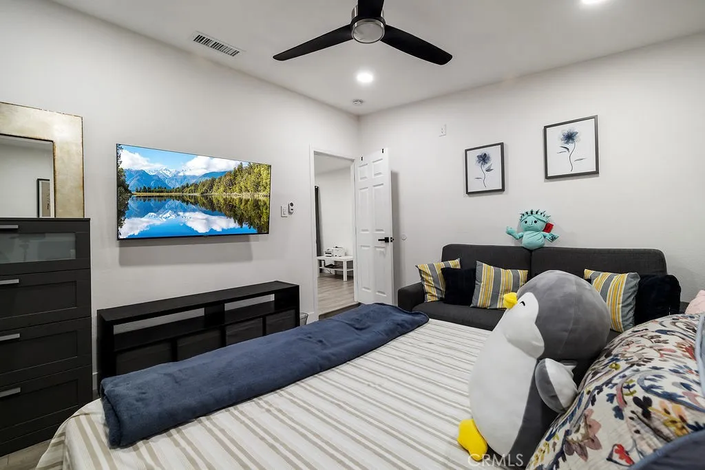 41841 55th Street W, Quartz Hill, California 93536 home-pic-32