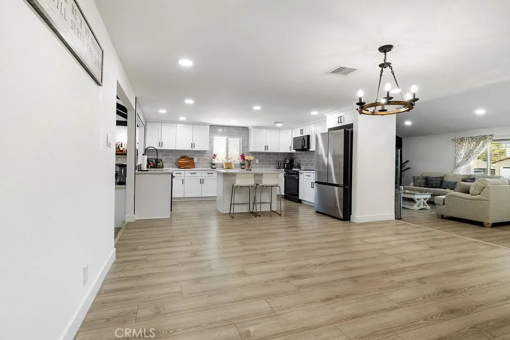 41841 55th Street W, Quartz Hill, California 93536 home-pic-16