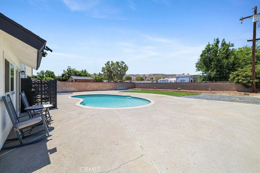 41841 55th Street W, Quartz Hill, California 93536 home-pic-54