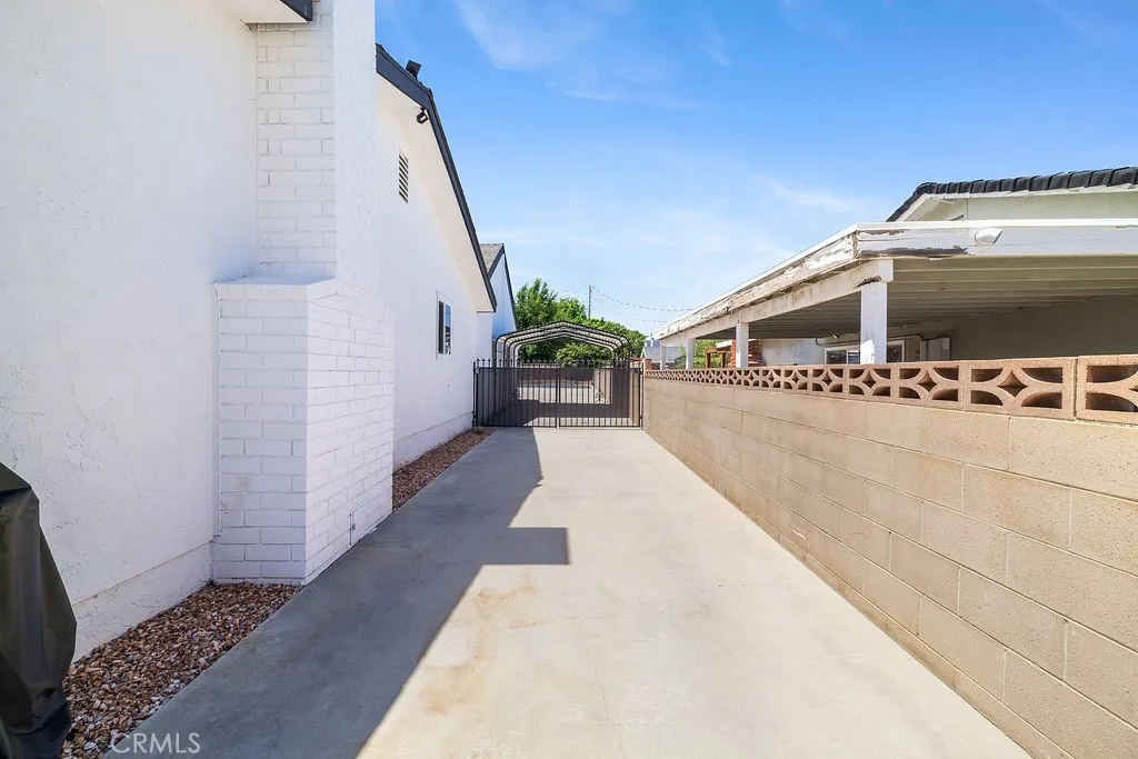 41841 55th Street W, Quartz Hill, California 93536 home-pic-56