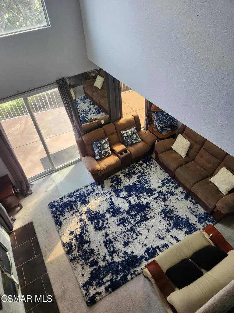 18612 El Dorado Court, Canyon Country, California 91351 home-pic-3