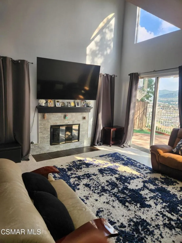 18612 El Dorado Court, Canyon Country, California 91351 home-pic-11
