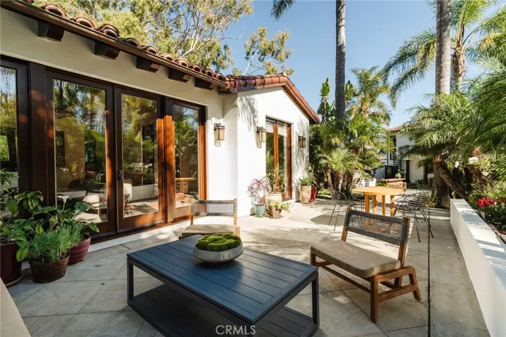 1807 Valley Park Avenue, Hermosa Beach, California 90254