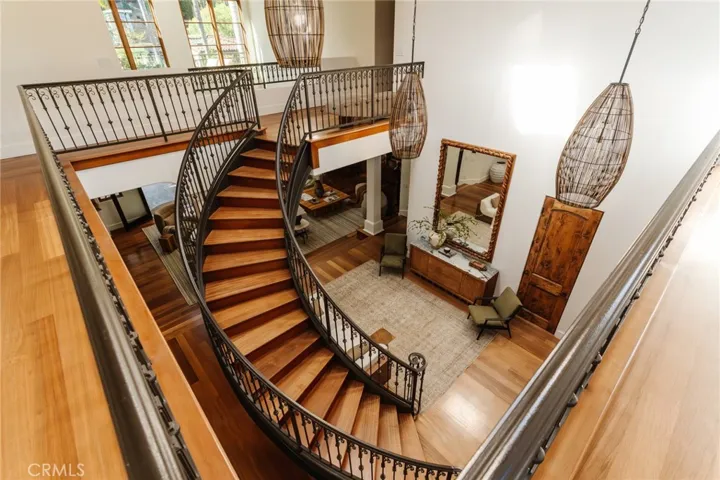 1807 Valley Park Avenue, Hermosa Beach, California 90254