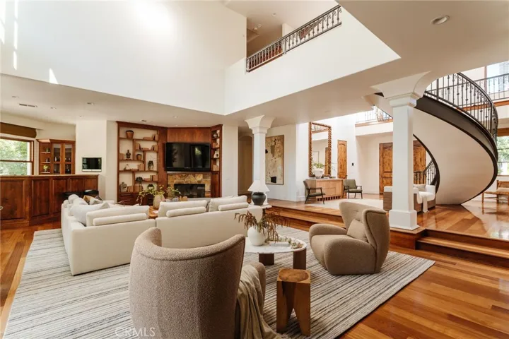 1807 Valley Park Avenue, Hermosa Beach, California 90254