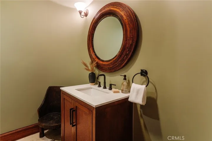 1807 Valley Park Avenue, Hermosa Beach, California 90254