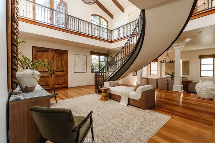 1807 Valley Park Avenue, Hermosa Beach, California 90254