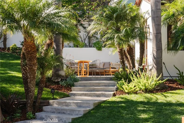 1807 Valley Park Avenue, Hermosa Beach, California 90254