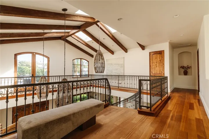 1807 Valley Park Avenue, Hermosa Beach, California 90254