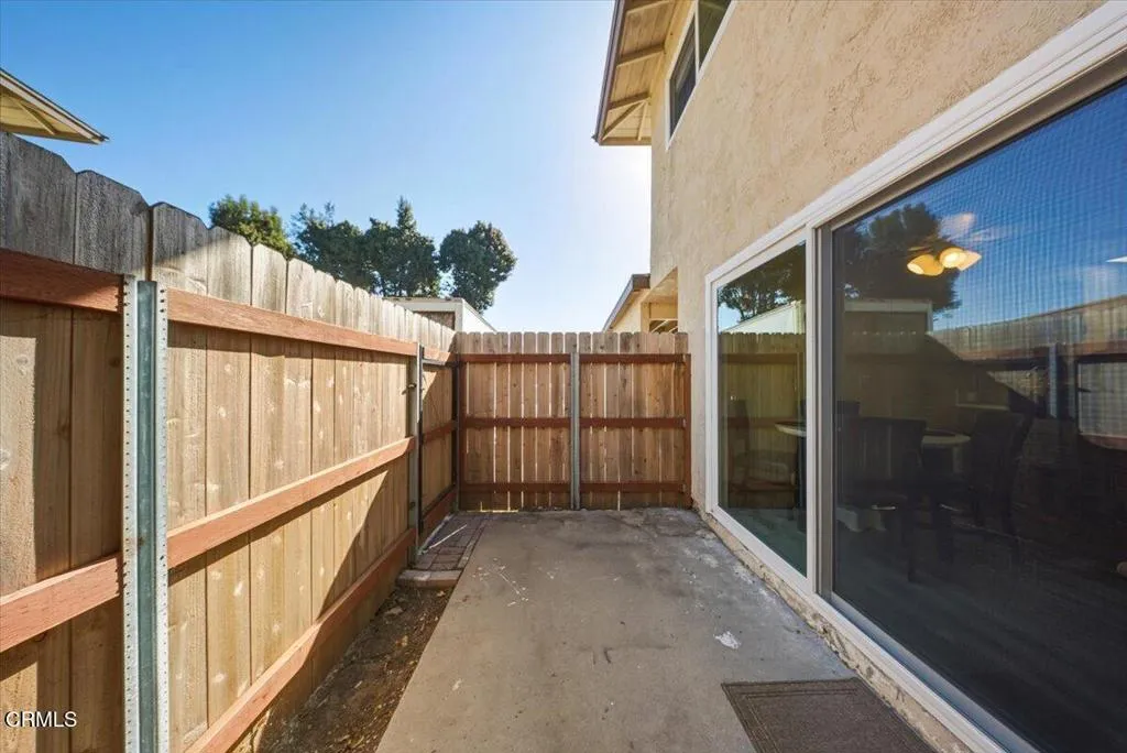 1036 Cheyenne Way, Oxnard, California 93033 home-pic-12
