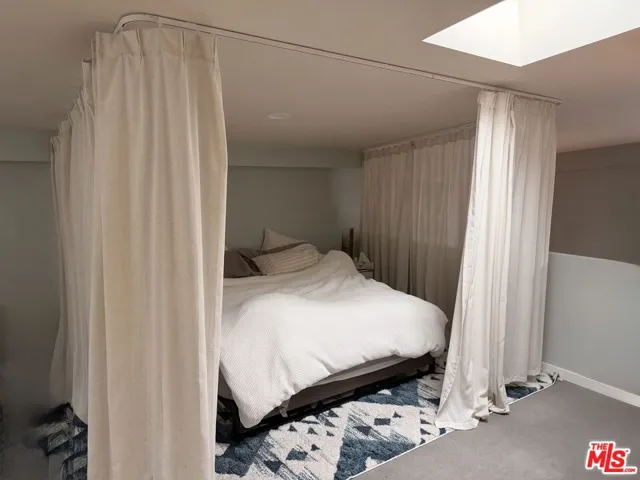 Bed Canopy optional