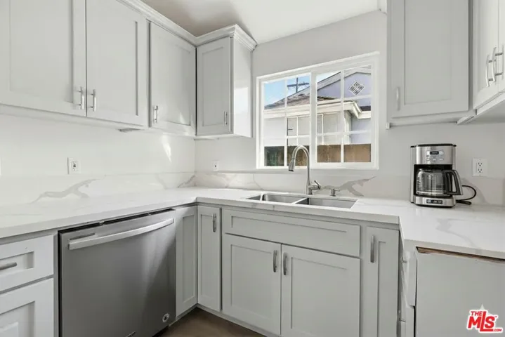 Kitchen_ Virtual Staging