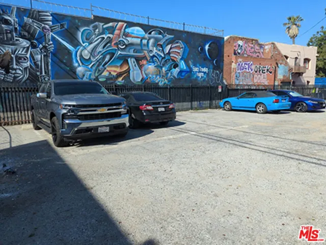 1250 Lake St- Parking Lot