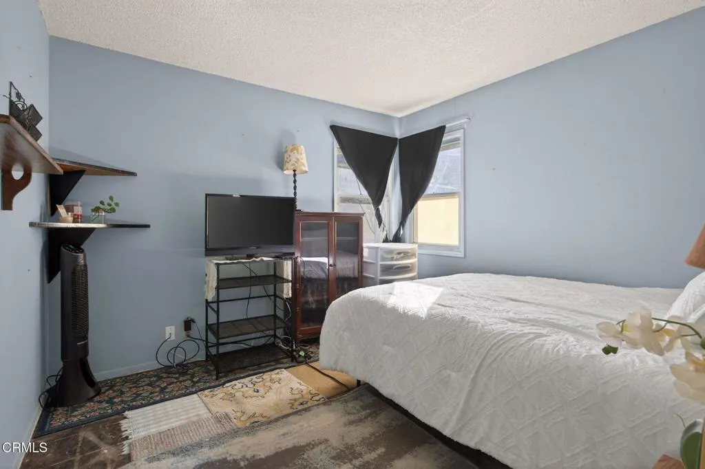 5014 Floral Drive, Ventura, California 93001 home-pic-16