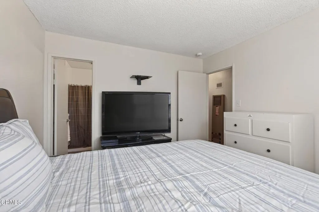 5014 Floral Drive, Ventura, California 93001 home-pic-21