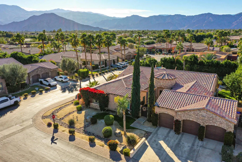 48789 Cascade Street, Indio, California 92201 home-pic-54