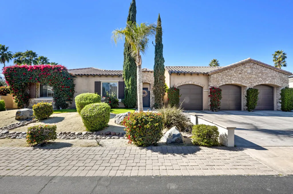 48789 Cascade Street, Indio, California 92201 home-pic-56