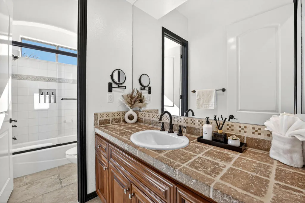 48789 Cascade Street, Indio, California 92201 home-pic-23