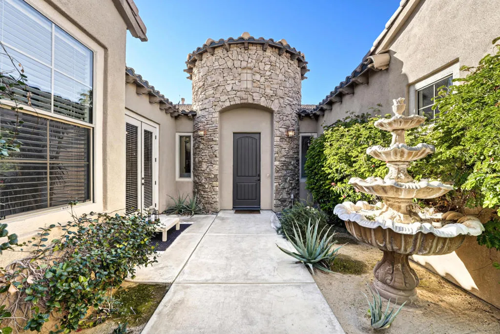 48789 Cascade Street, Indio, California 92201 home-pic-5