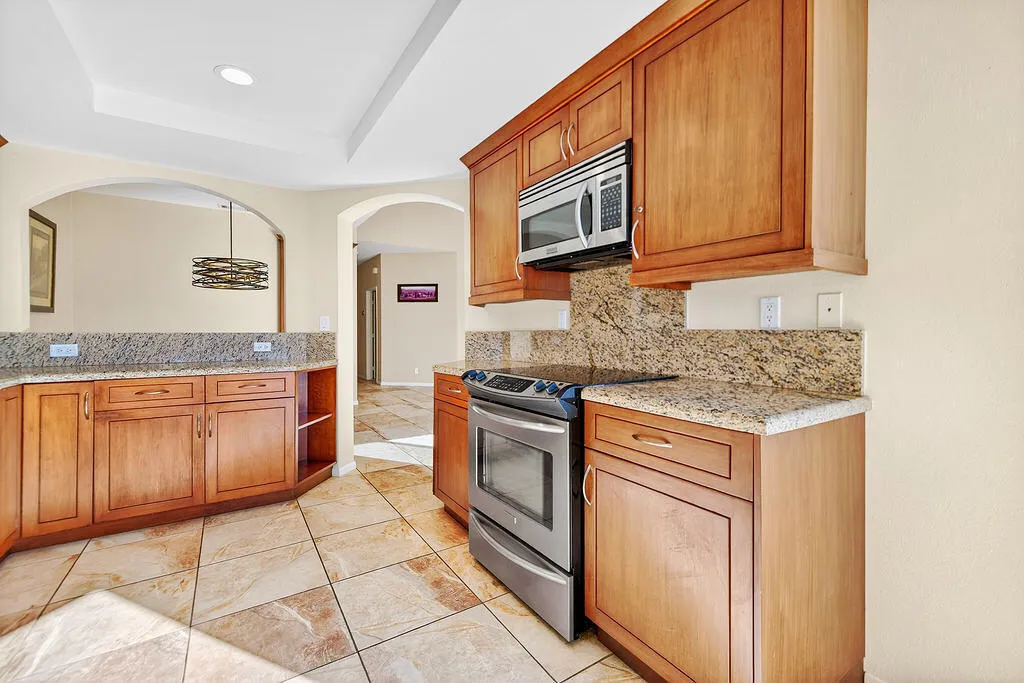 38019 Crocus Lane, Palm Desert, California 92211 home-pic-4
