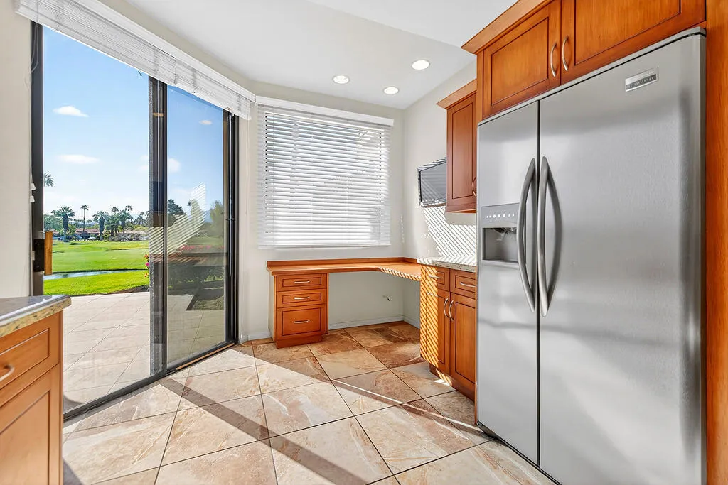 38019 Crocus Lane, Palm Desert, California 92211 home-pic-2