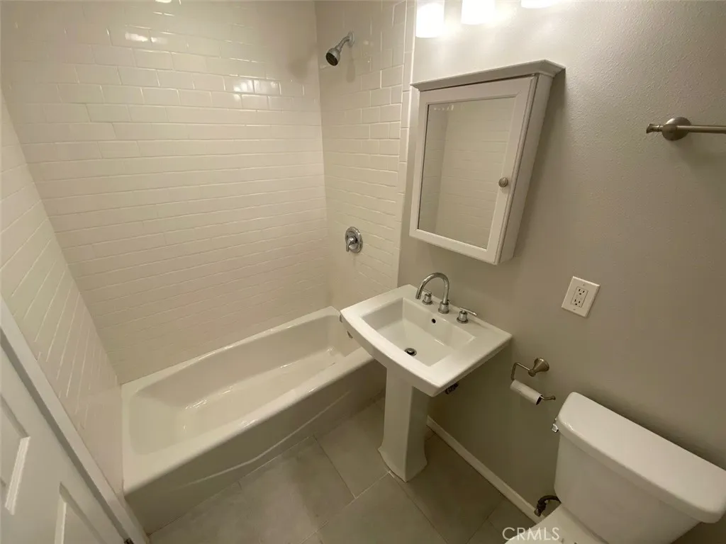 432 E 6th Street, Long Beach, California 90802 home-pic-7